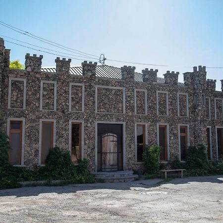 Fish Hotel Akhalkalaki Exterior foto